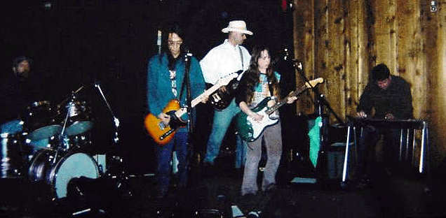 M4 playing at the Mission in early 2003